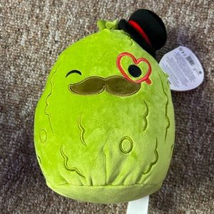 9in Charles Squishmallow Valentine’s Day new with tags pet/smoke free home